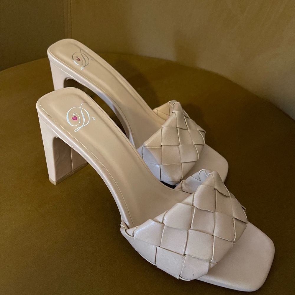 Vici Heeled Sandals